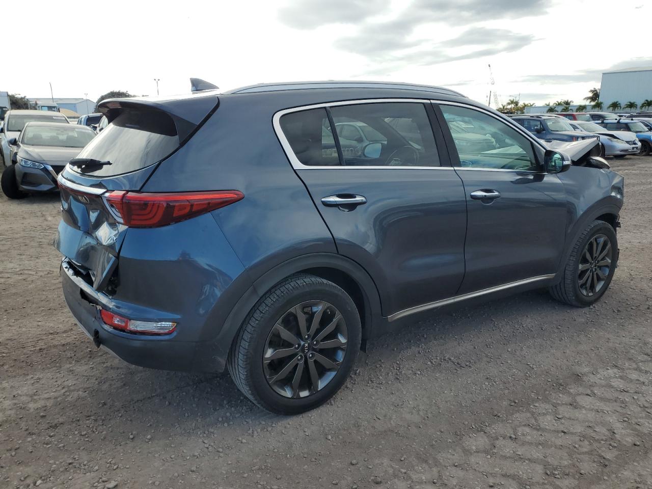 KIA SPORTAGE EX