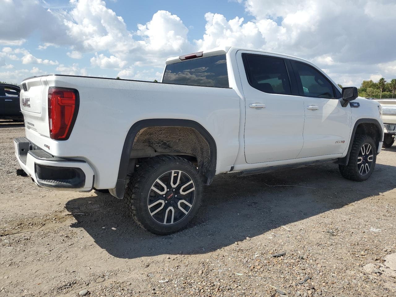 GMC SIERRA K1500 AT4