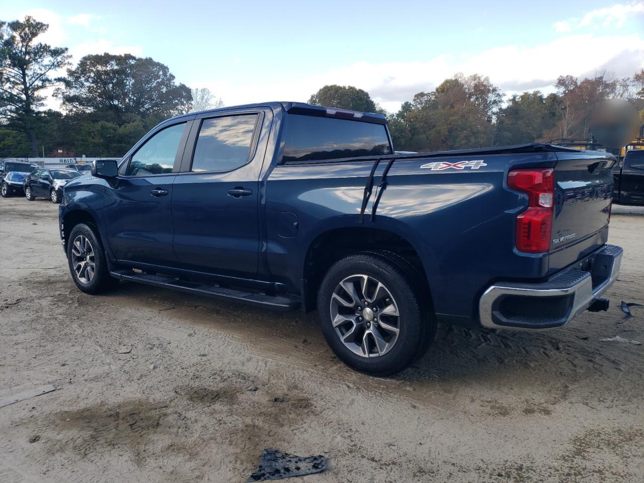 CHEVROLET SILVERADO K1500 LT