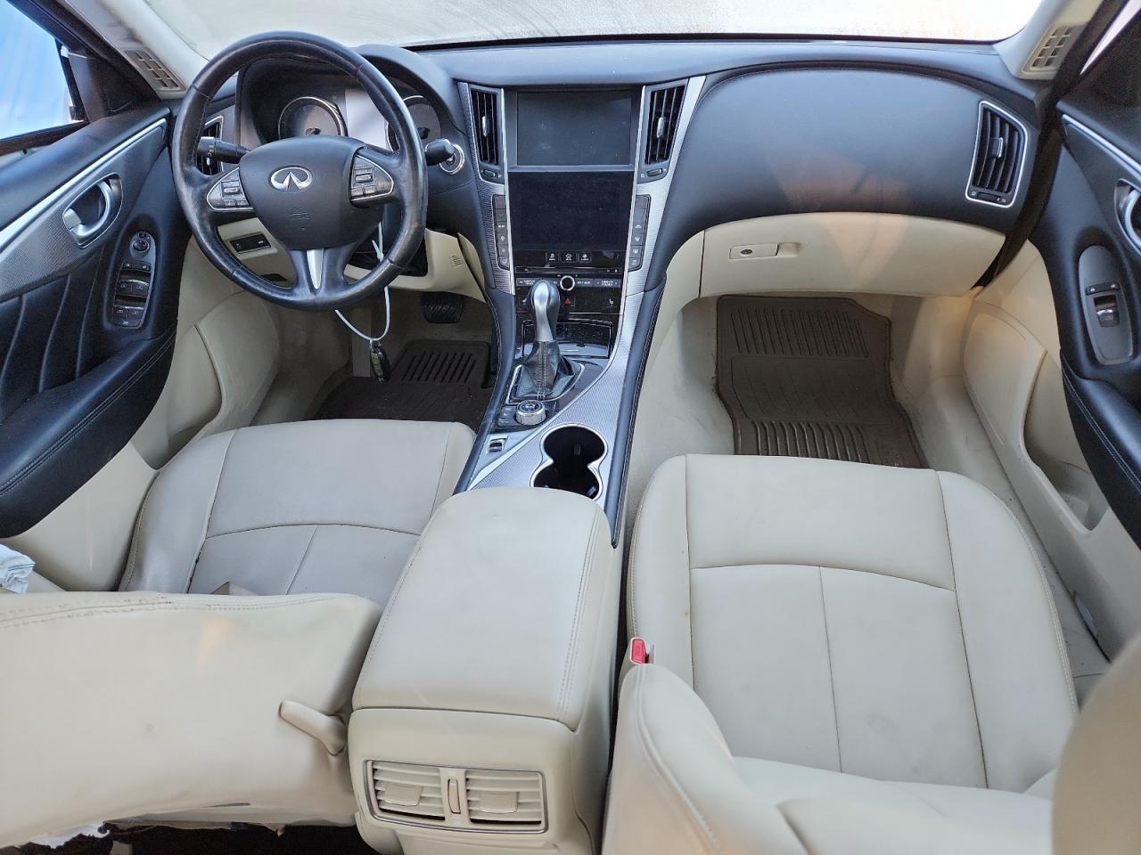 INFINITI Q50 BASE