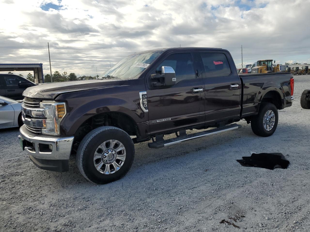 FORD F-250 SUPER DUTY