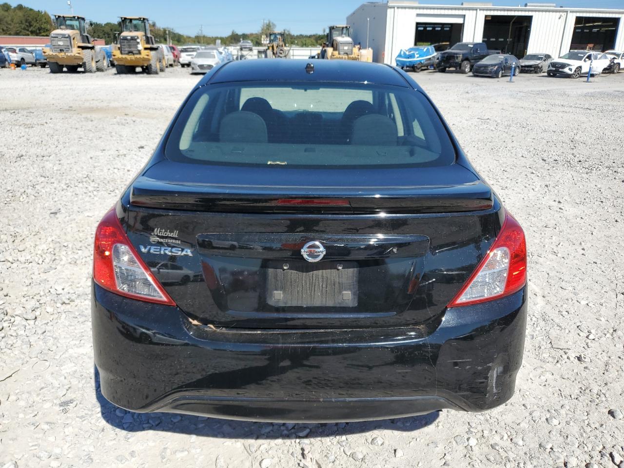 NISSAN VERSA S