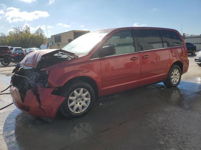 Global Auto Auctions: 2009 CHRYSLER TOWN & COU