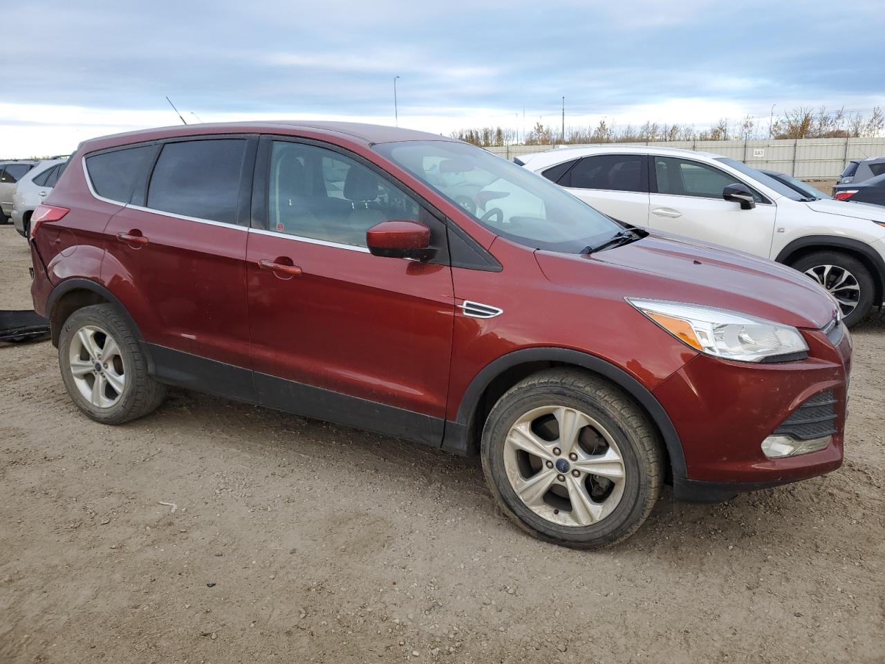 FORD ESCAPE SE