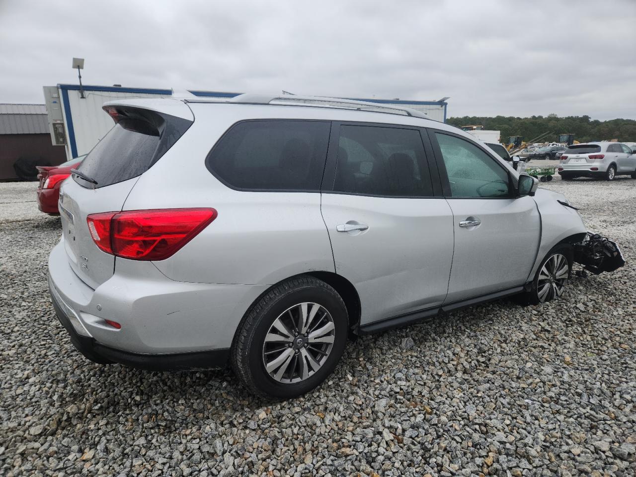 NISSAN PATHFINDER SL