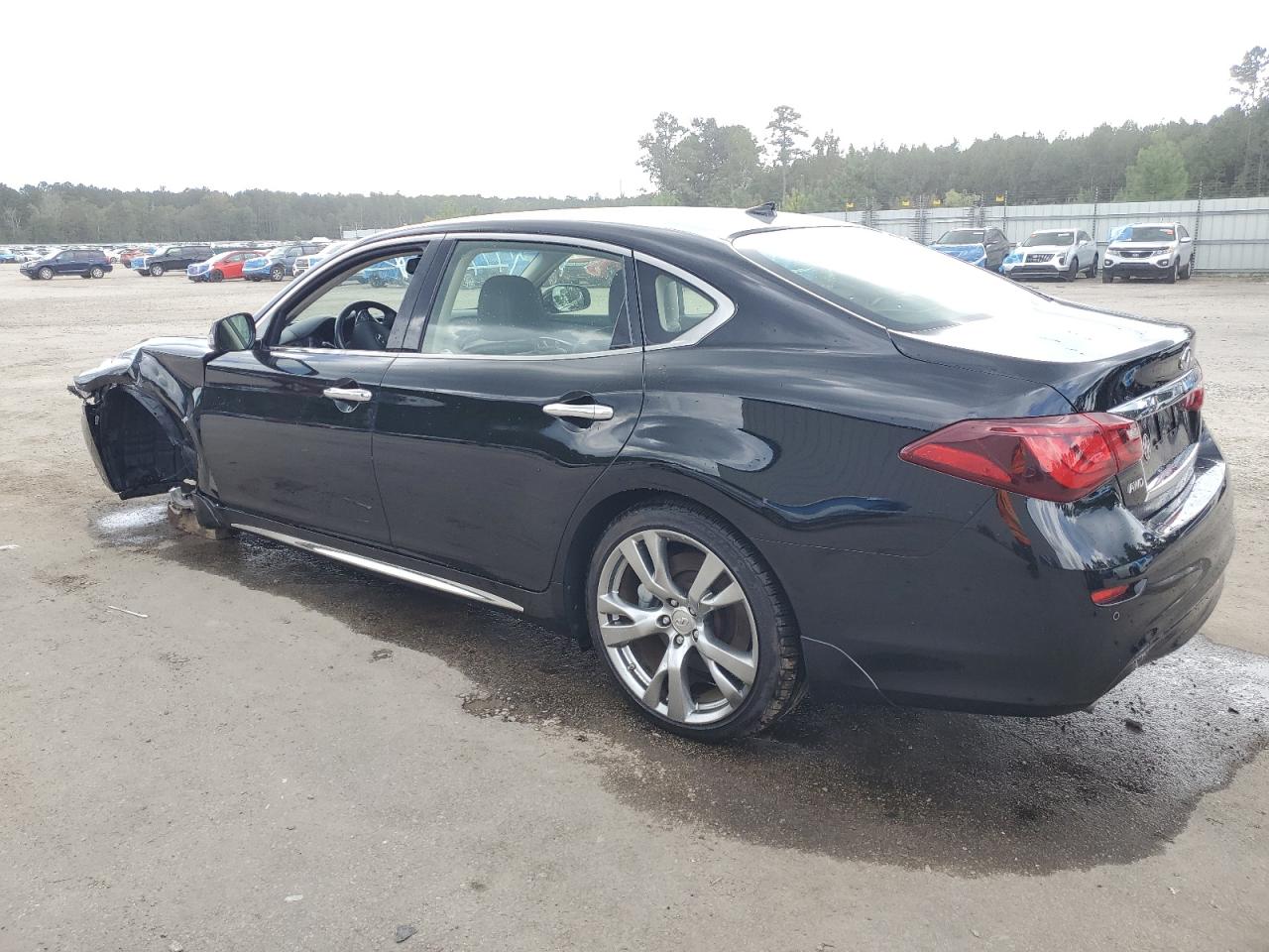 INFINITI Q70 3.7