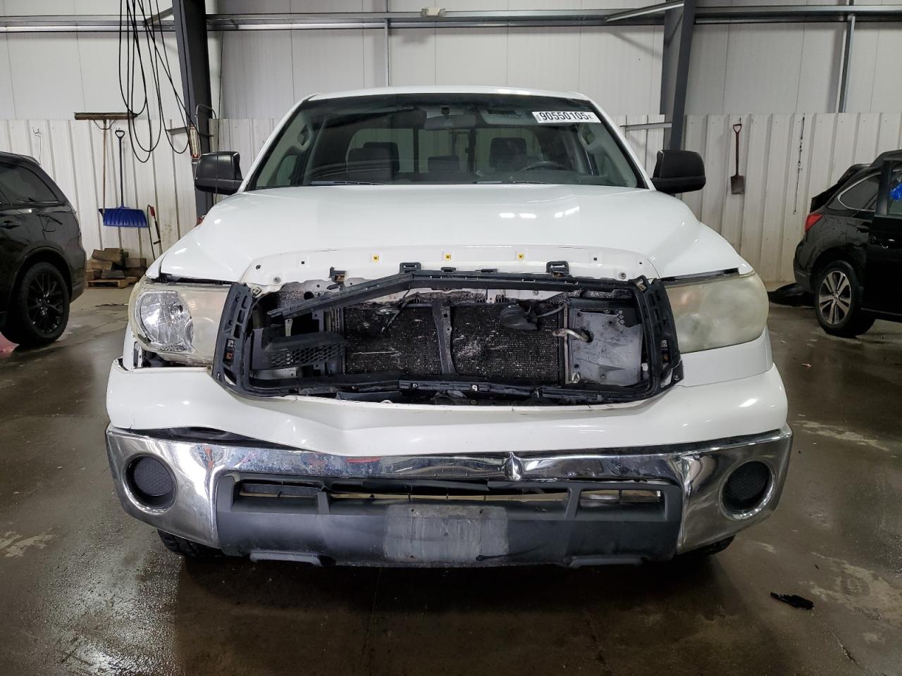 TOYOTA TUNDRA DOUBLE CAB SR5