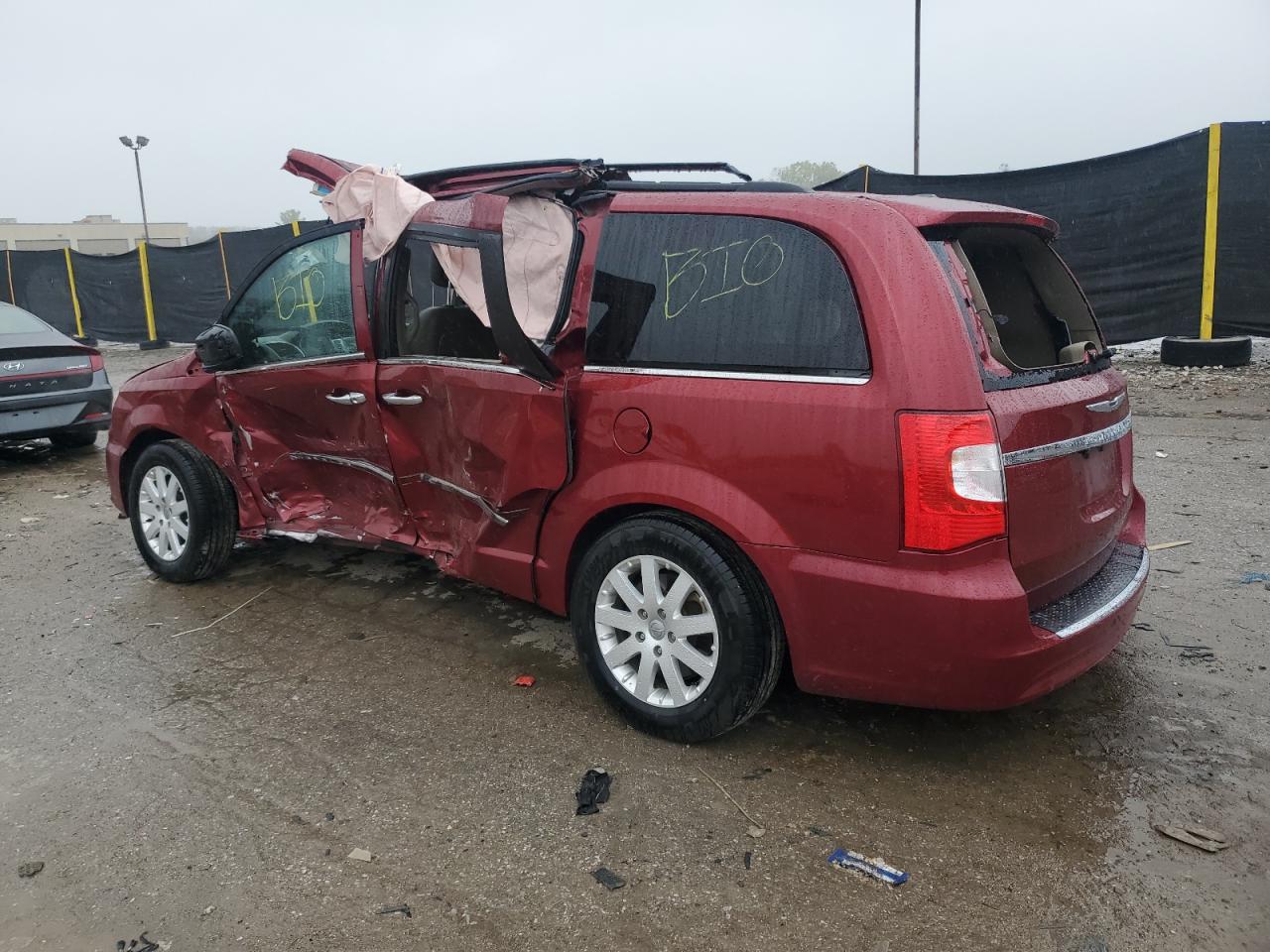 CHRYSLER TOWN & COUNTRY TOURING