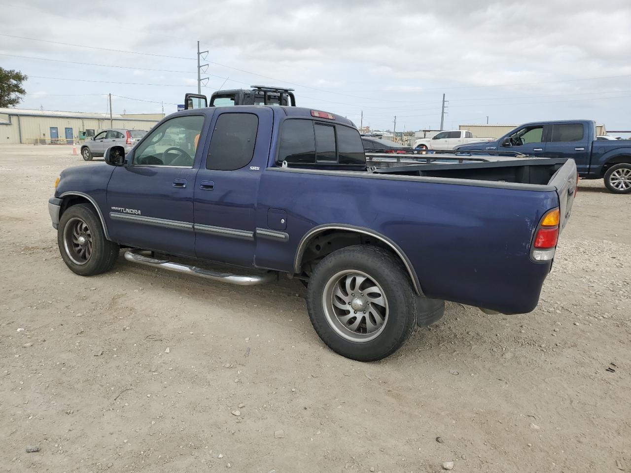 Lot #3287705054 2002 TOYOTA TUNDRA ACC