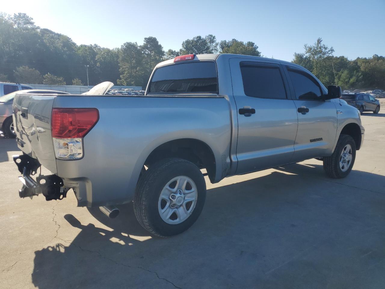TOYOTA TUNDRA CREWMAX SR5