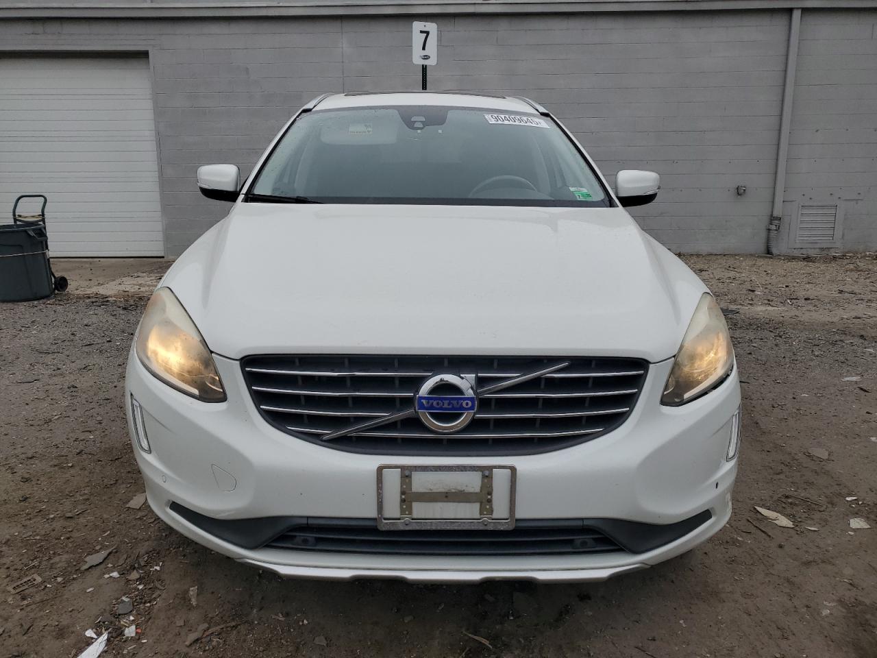 VOLVO XC60 T6 PREMIER