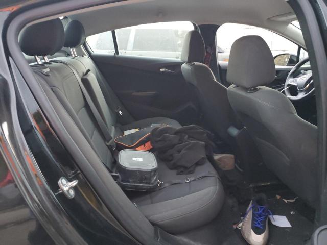 2018 CHEVROLET CRUZE LT 1G1BE5SM1J7132869