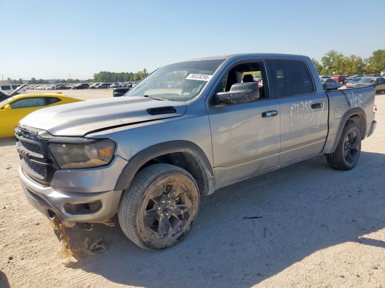 RAM 1500 TRADESMAN