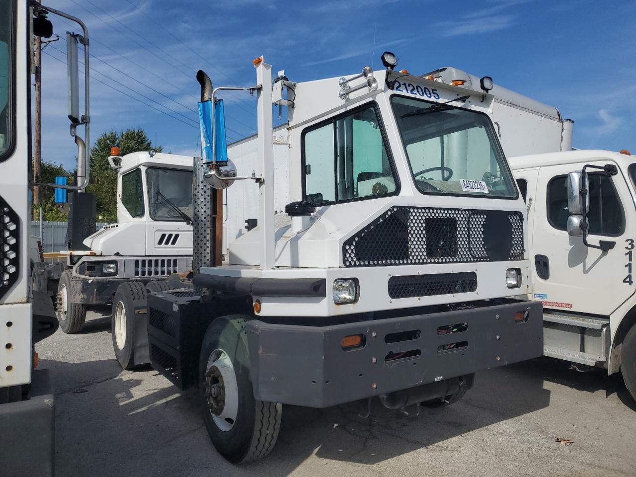 Lot #3263922116 2021 CAPT TJ5000