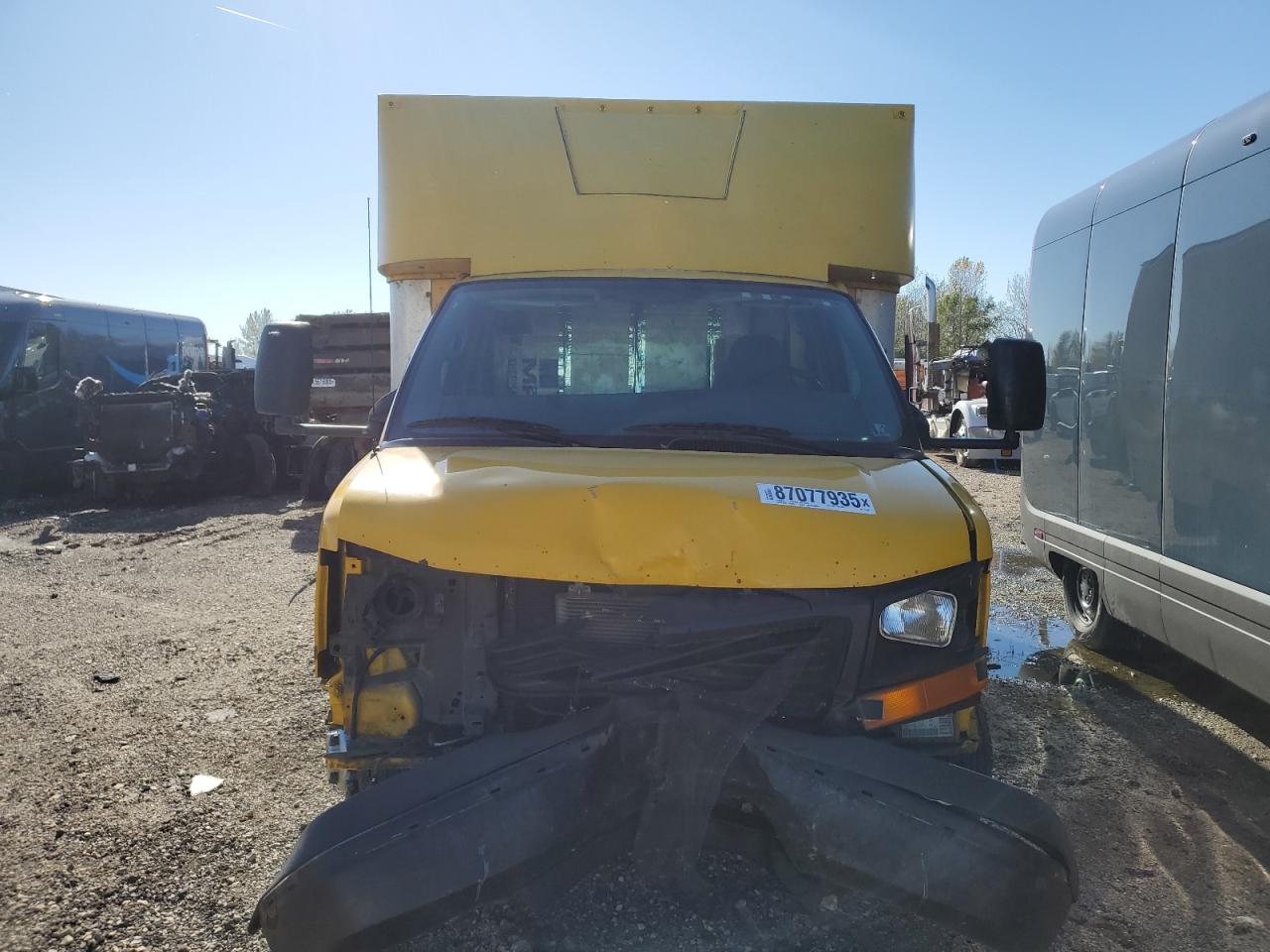 Lot #3282506879 2005 GMC SAVANA