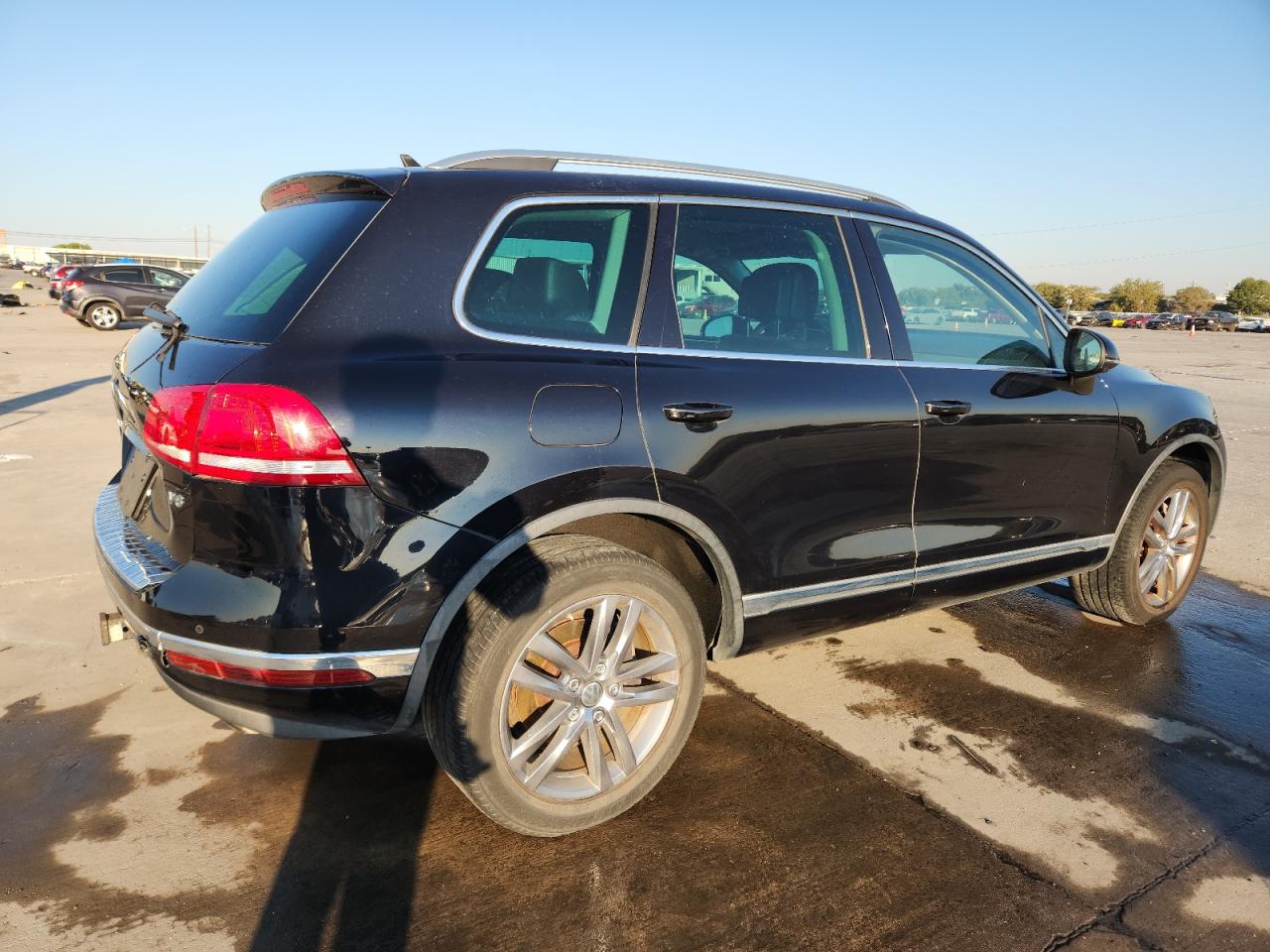VOLKSWAGEN TOUAREG SPORT