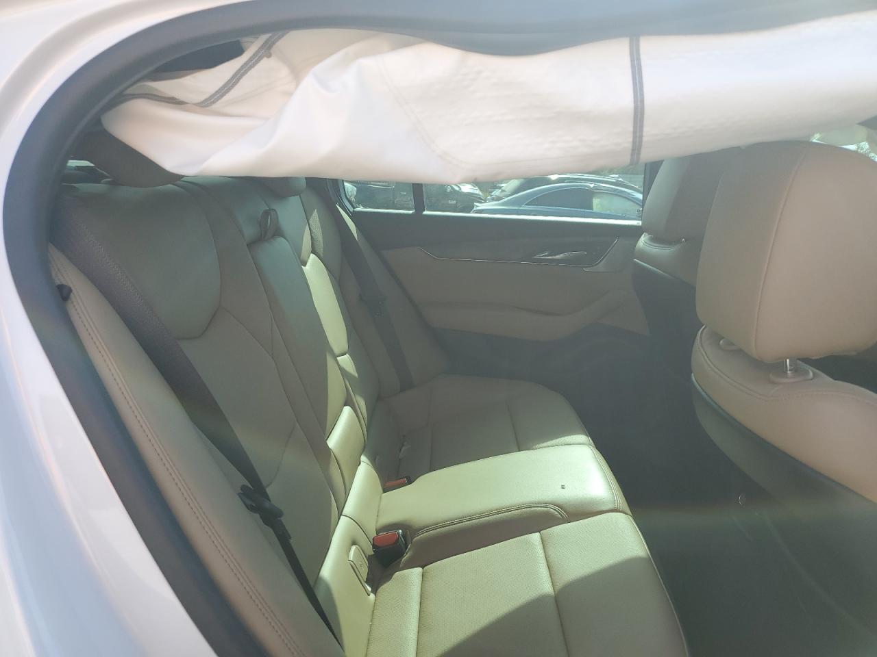 CADILLAC CT5 PREMIUM LUXURY