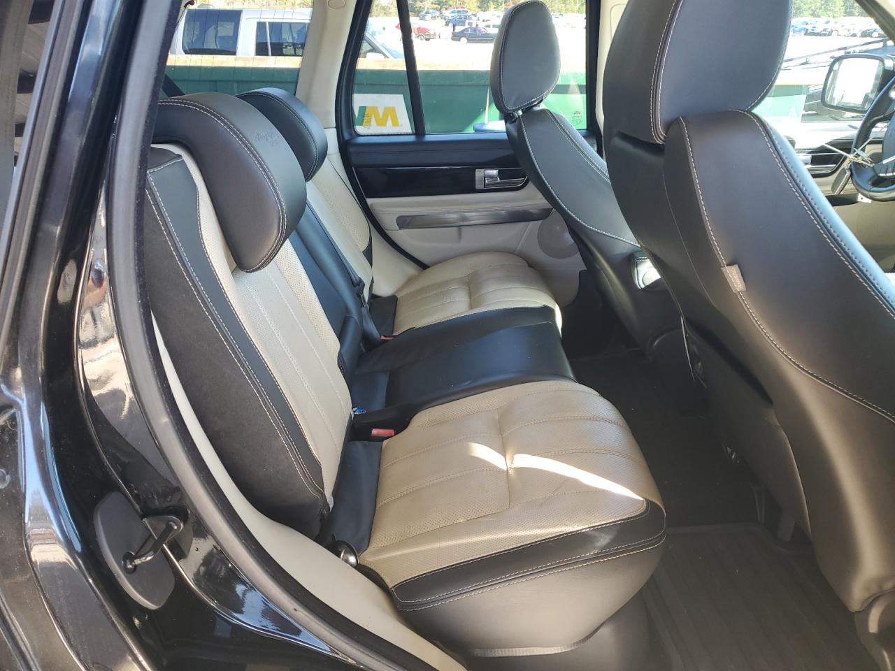 LAND ROVER RANGE ROVER AUTOBIOGRAPHY