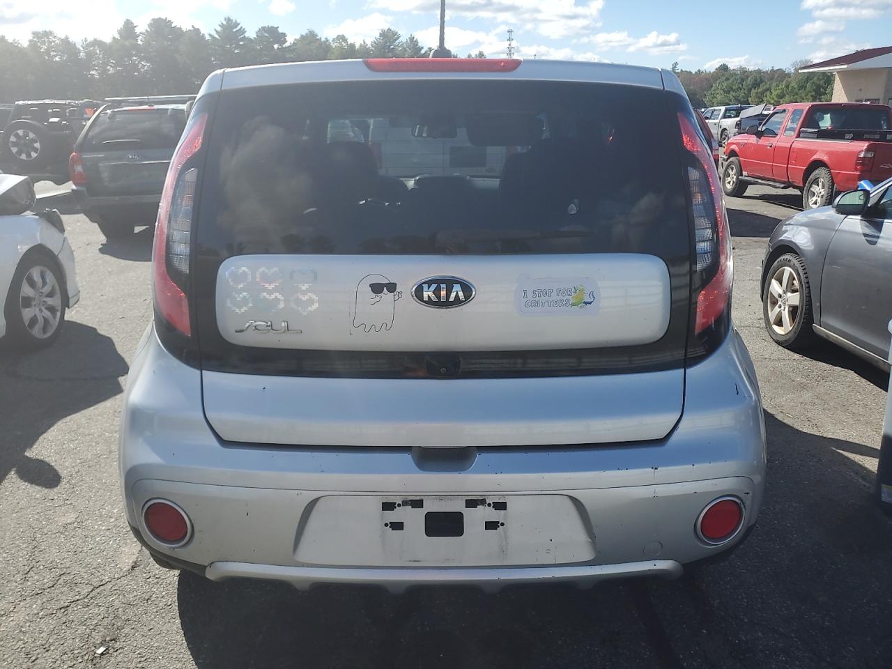 KIA SOUL +