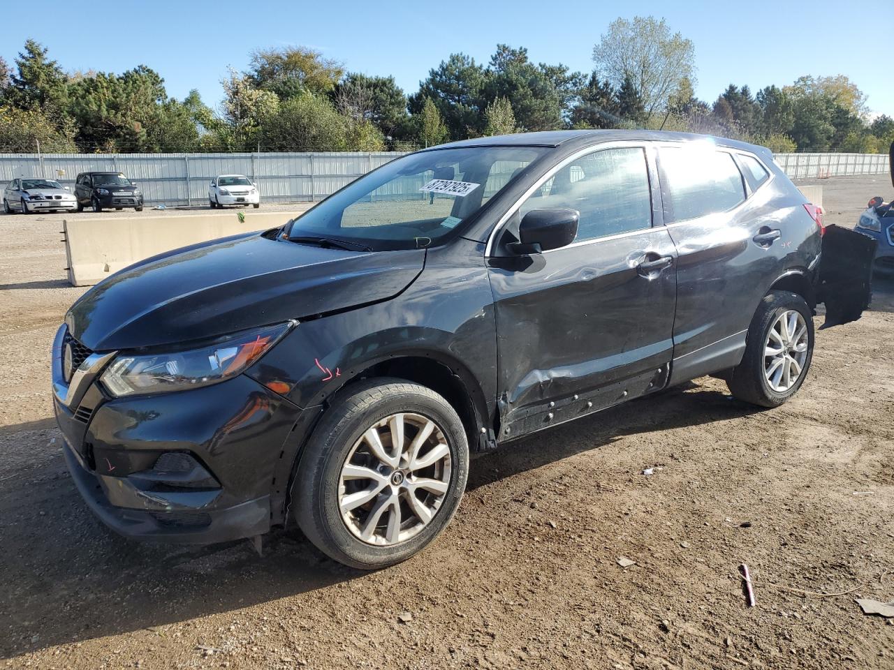 NISSAN ROGUE SPORT S