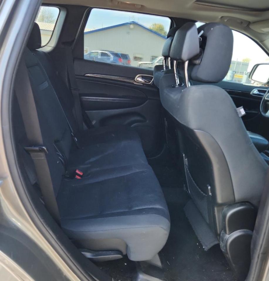 JEEP GRAND CHEROKEE LAREDO