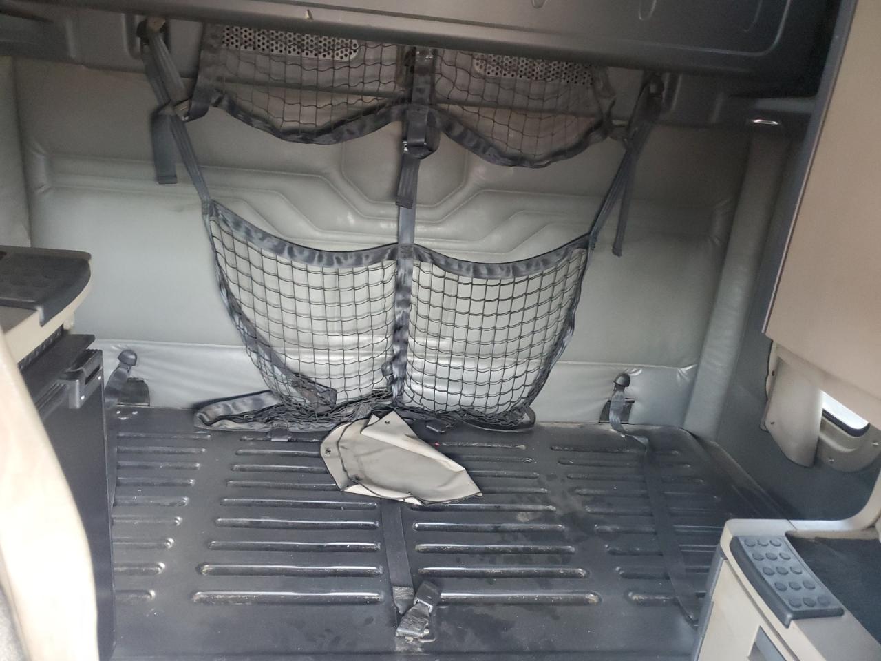 Lot #3268233020 2016 FREIGHTLINER CASCADIA 1