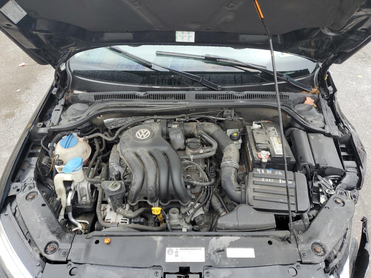 VOLKSWAGEN JETTA BASE