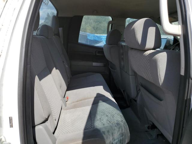 2010 TOYOTA TUNDRA DOU - 5TFRY5F17AX077101