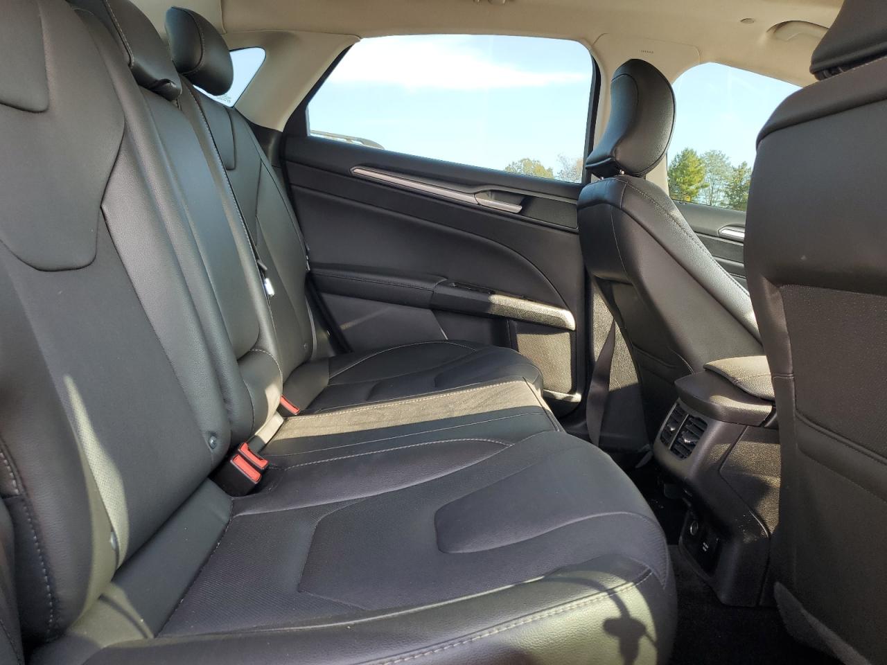 FORD FUSION TITANIUM PHEV