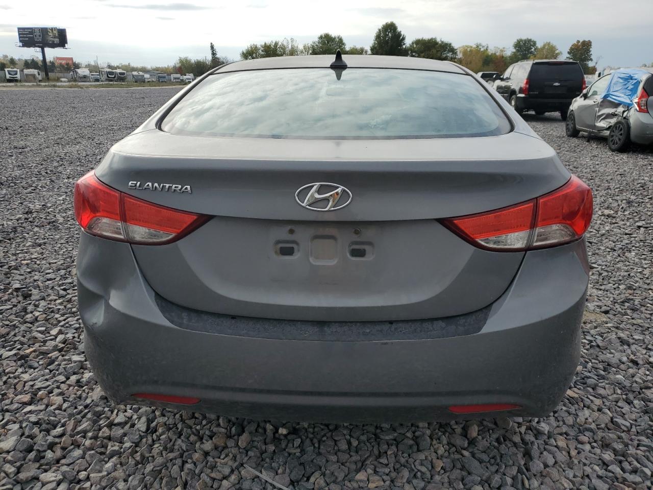 HYUNDAI ELANTRA GLS
