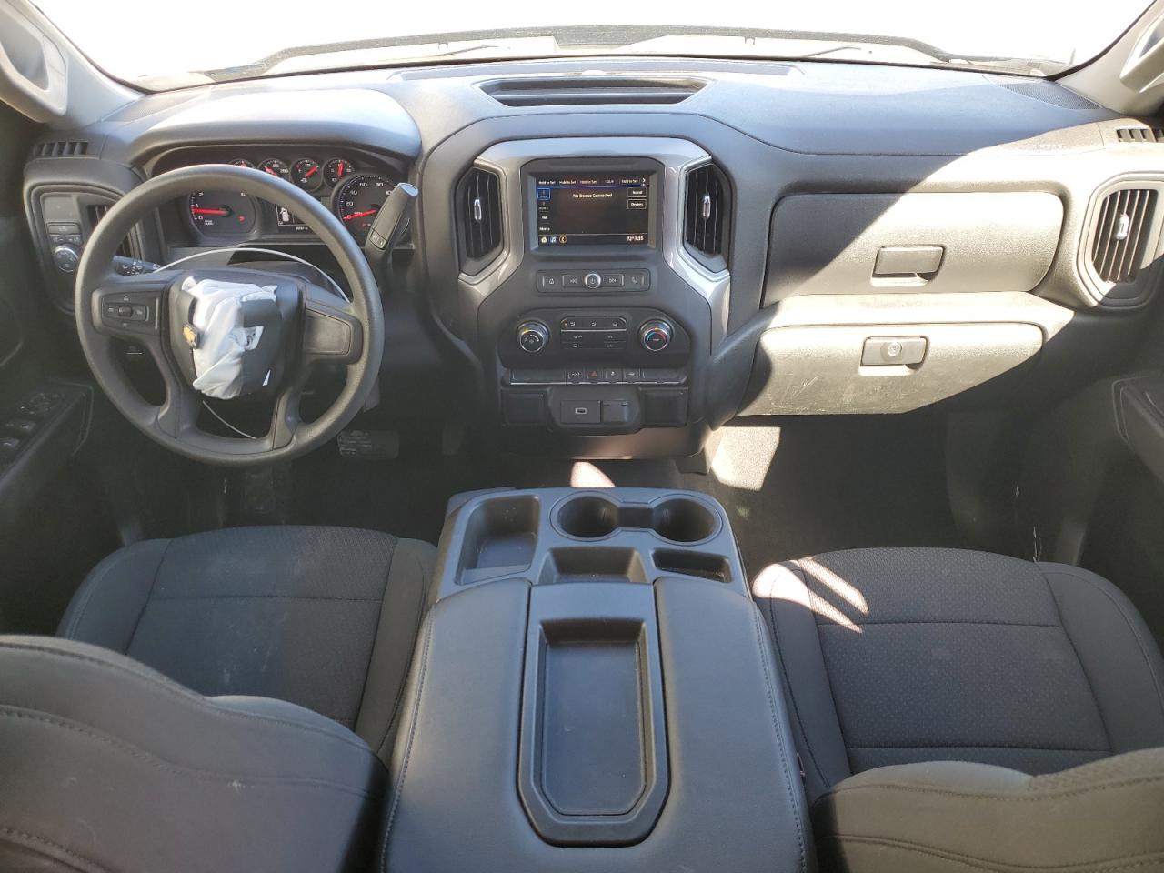 CHEVROLET SILVERADO C1500 CUSTOM