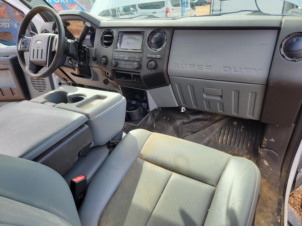 FORD F-350 SUPER DUTY