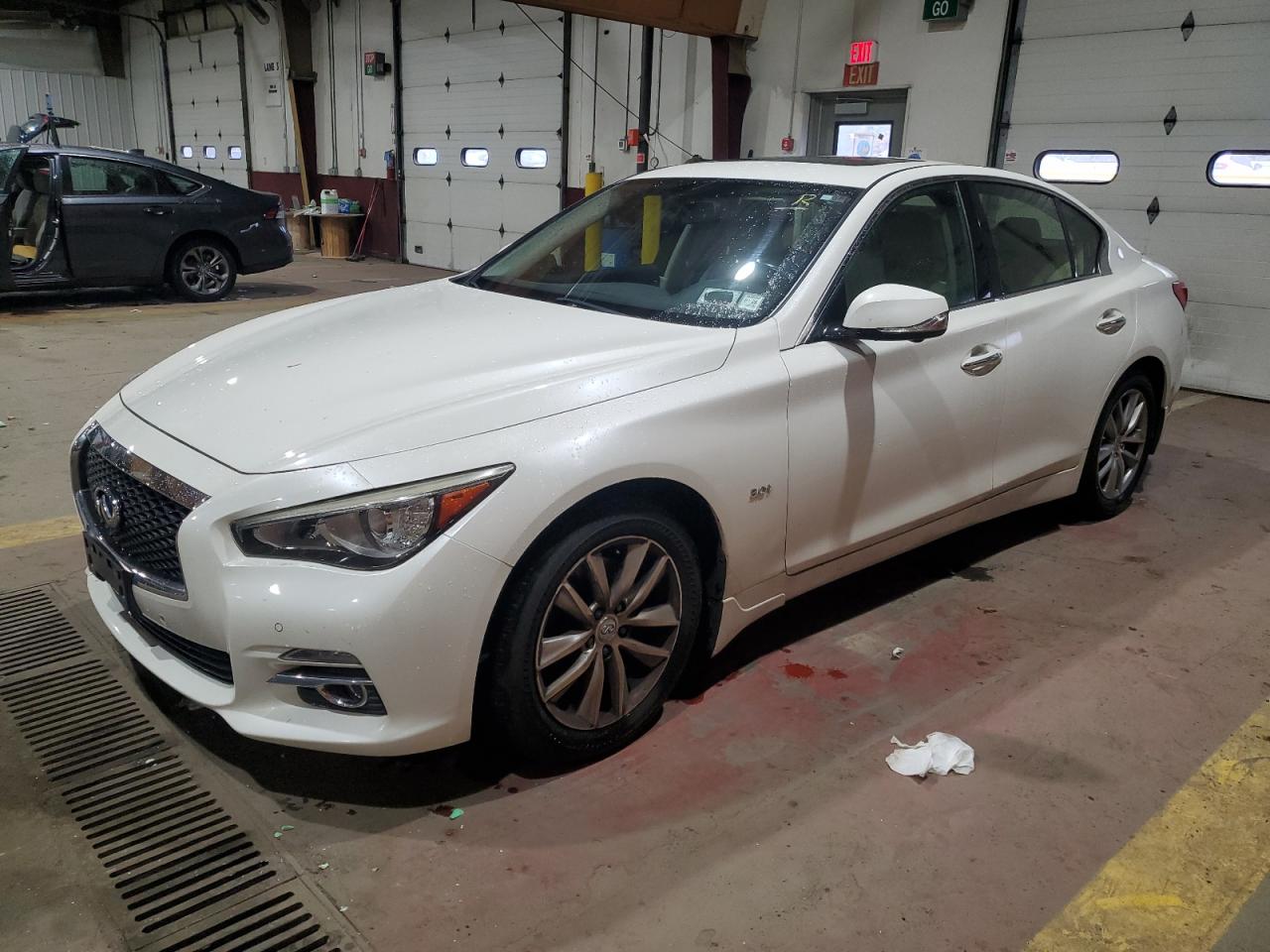 INFINITI Q50 PREMIUM
