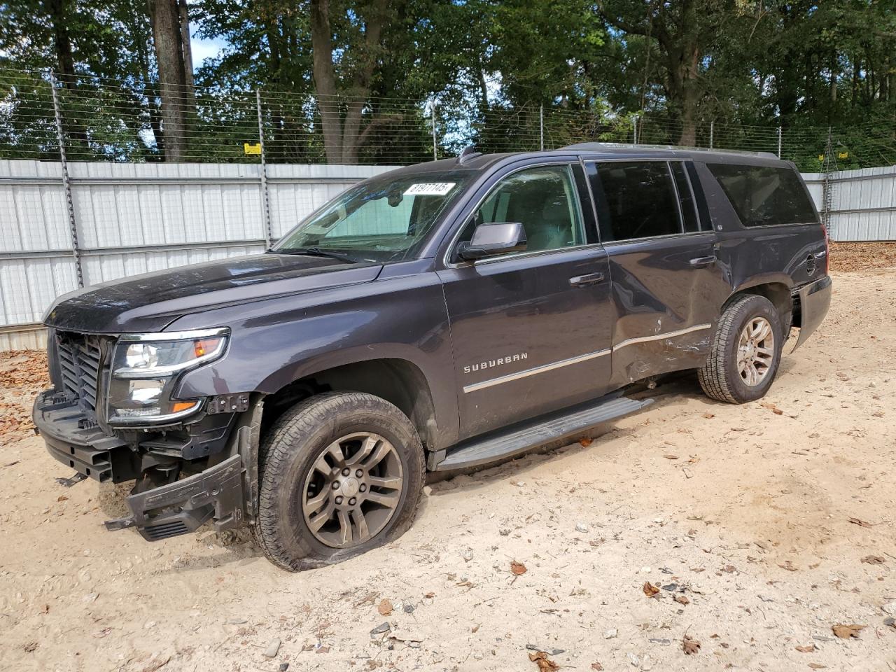 CHEVROLET SUBURBAN C1500 LT