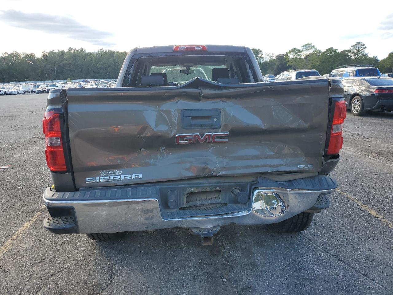 GMC SIERRA C1500 SLE