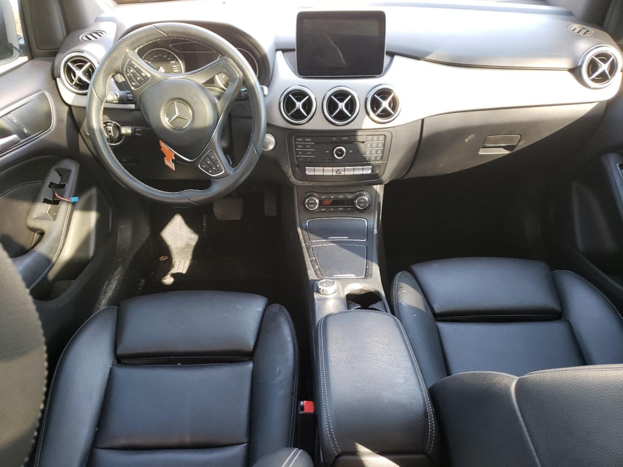 MERCEDES-BENZ B-CLASS B250