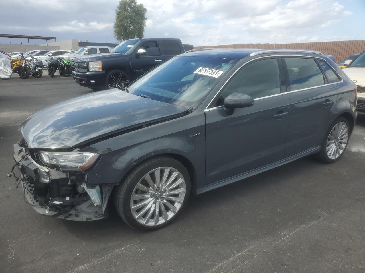 AUDI A3 E-TRON PREMIUM PLUS