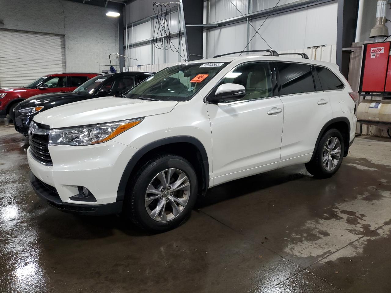 TOYOTA HIGHLANDER LE