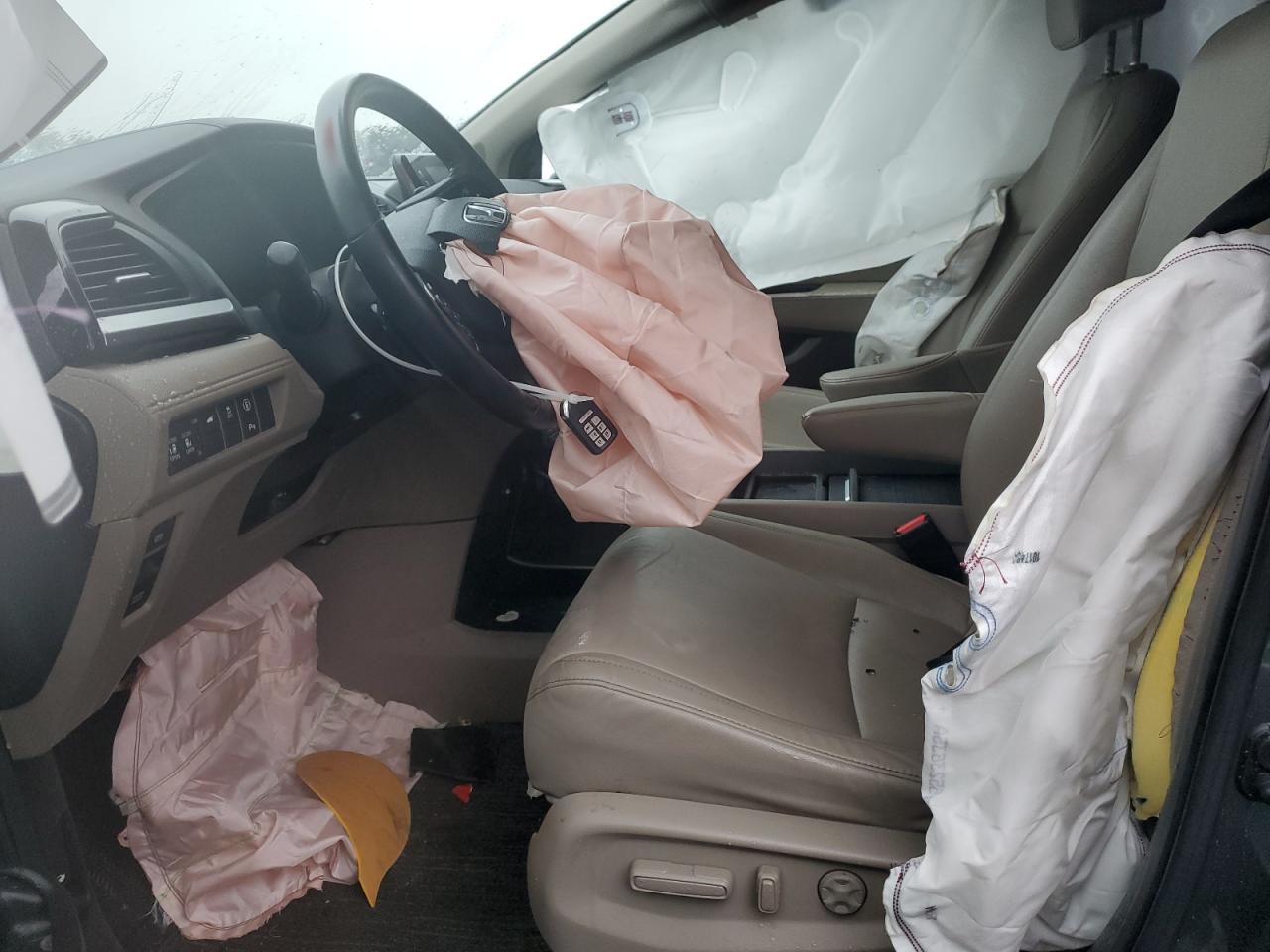 HONDA ODYSSEY TOURING