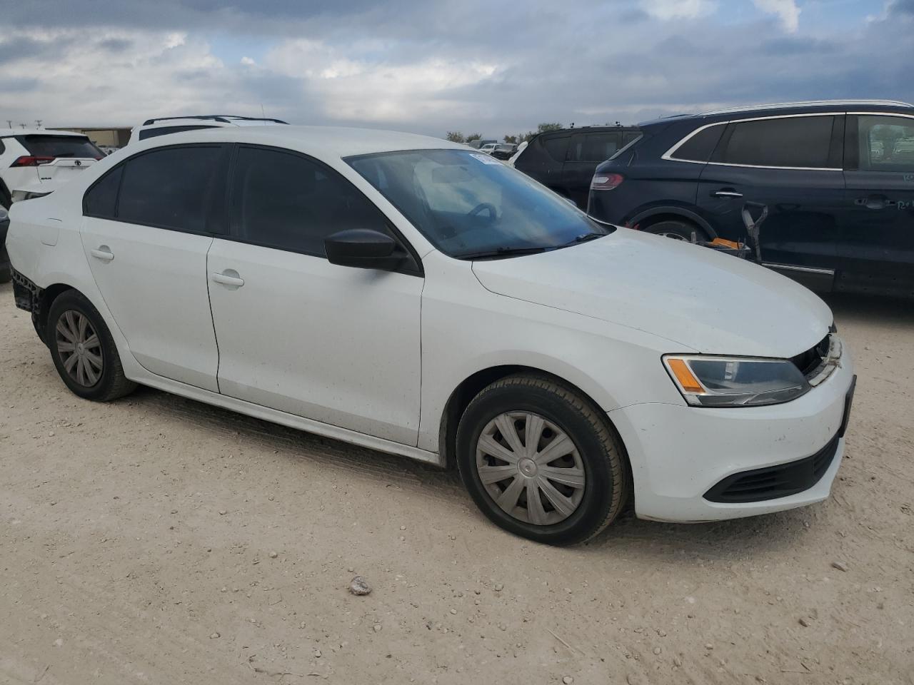 VOLKSWAGEN JETTA BASE