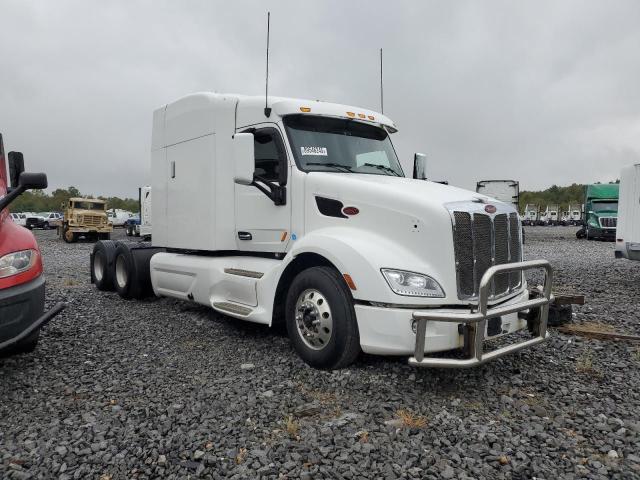 PETERBILT TRACTOR 579