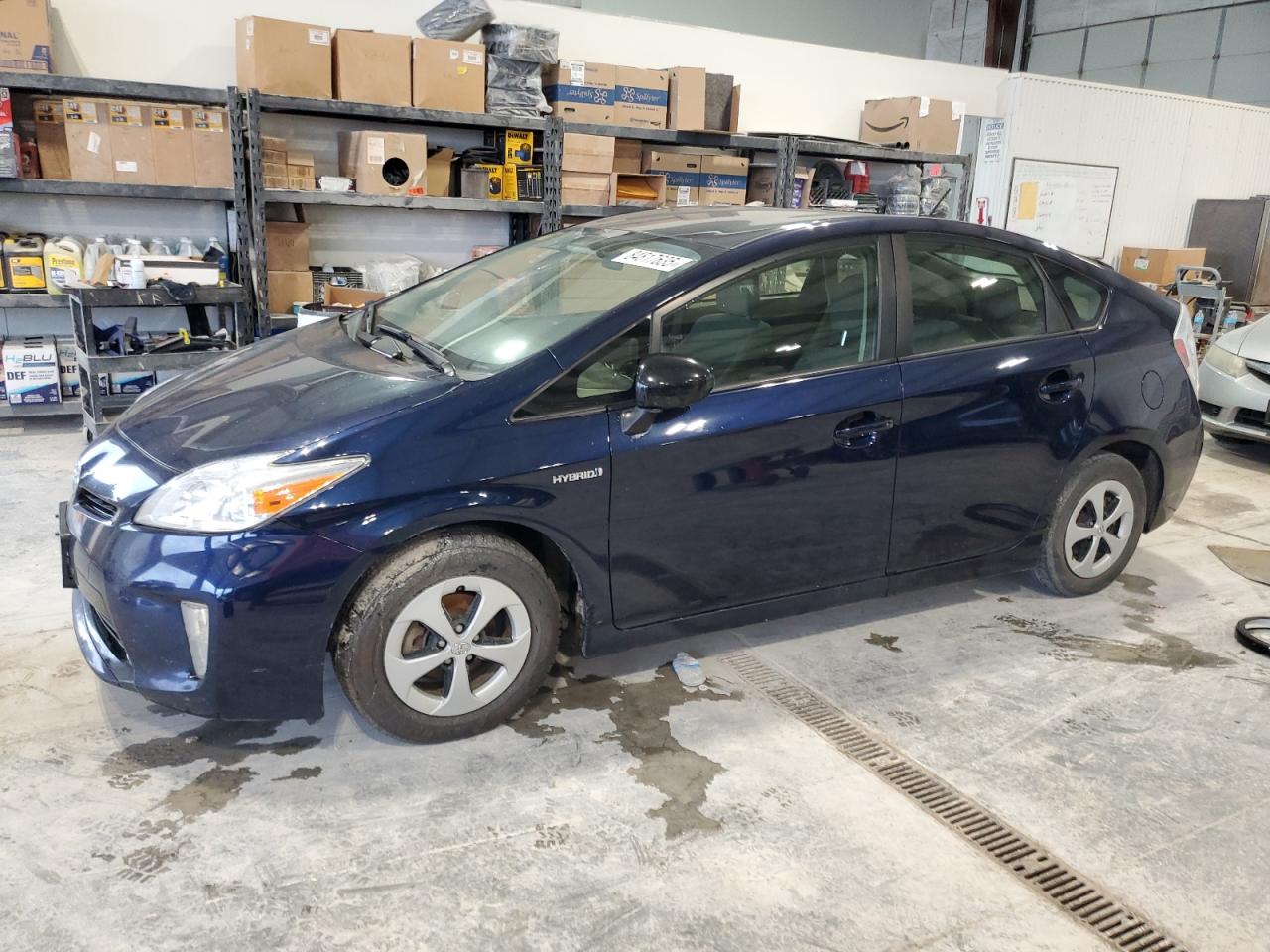 TOYOTA PRIUS