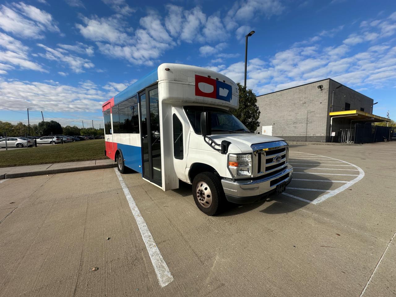 Lot #3302736003 2016 FORD ECONOLINE