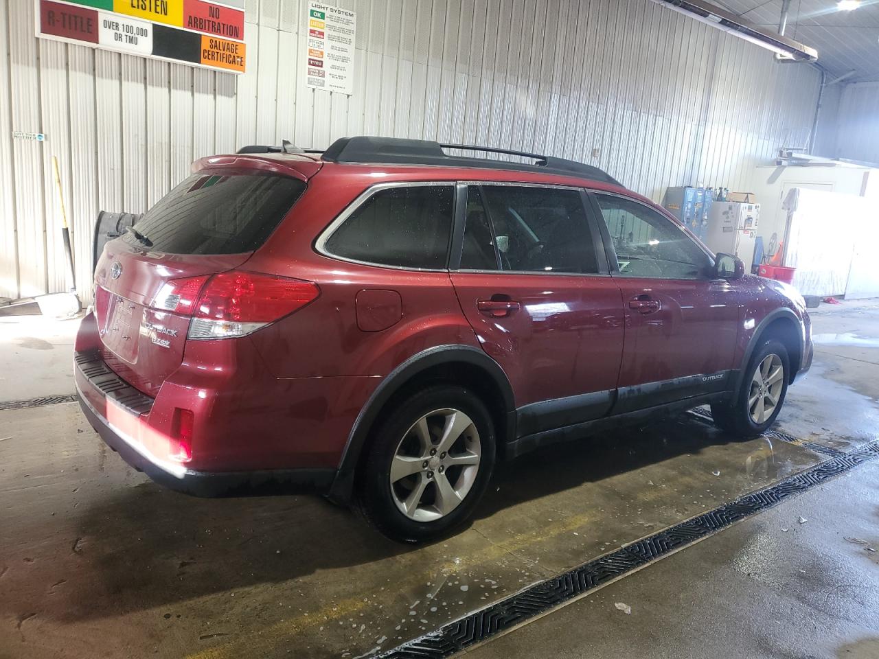 Lot #3315961115 2014 SUBARU OUTBACK 2.