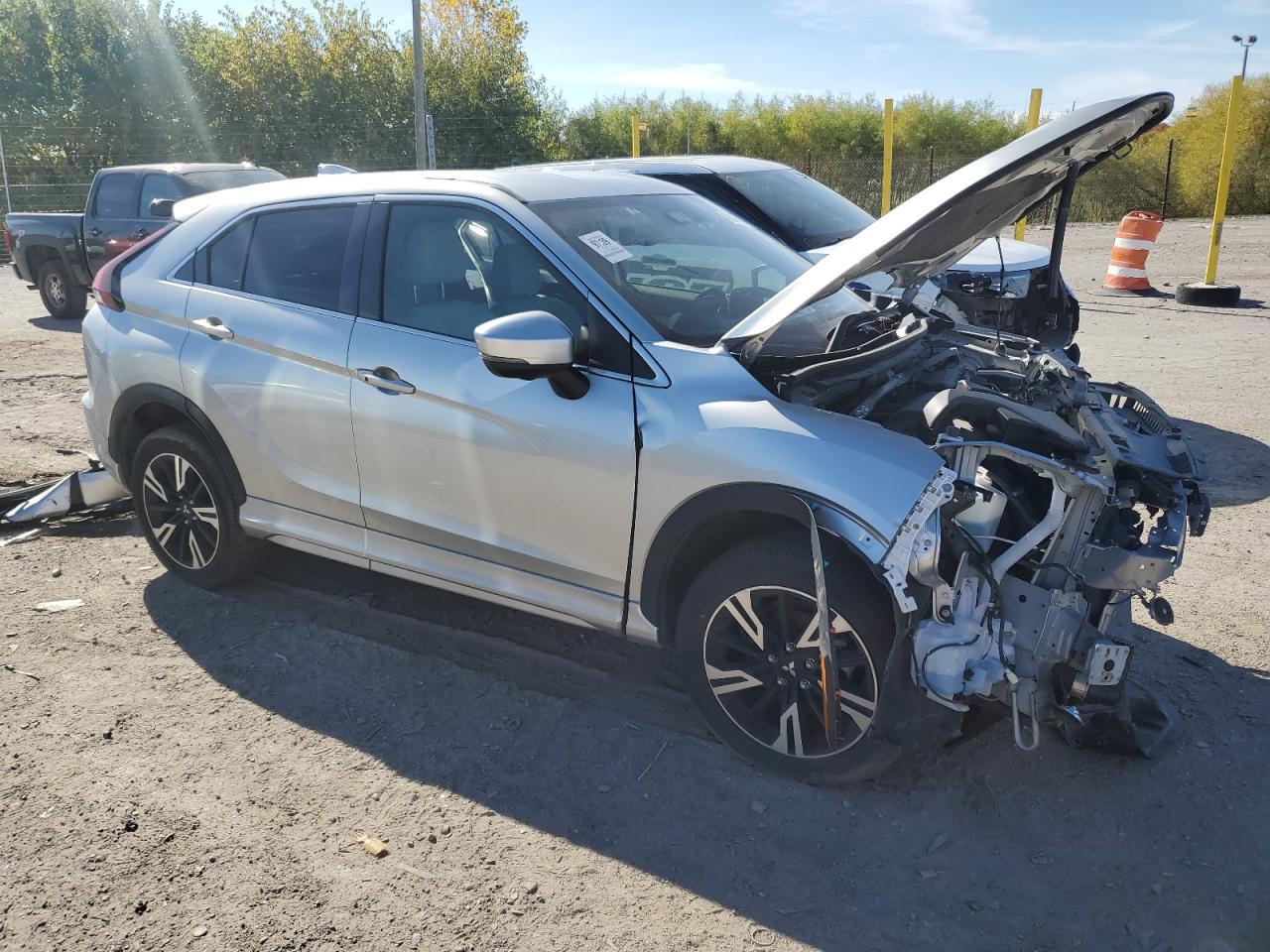 MITSUBISHI ECLIPSE SE