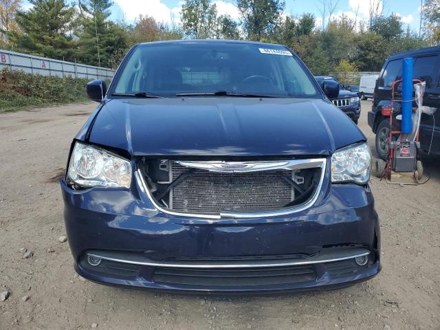 2015 CHRYSLER TOWN & COU 2C4RC1BG4FR709303