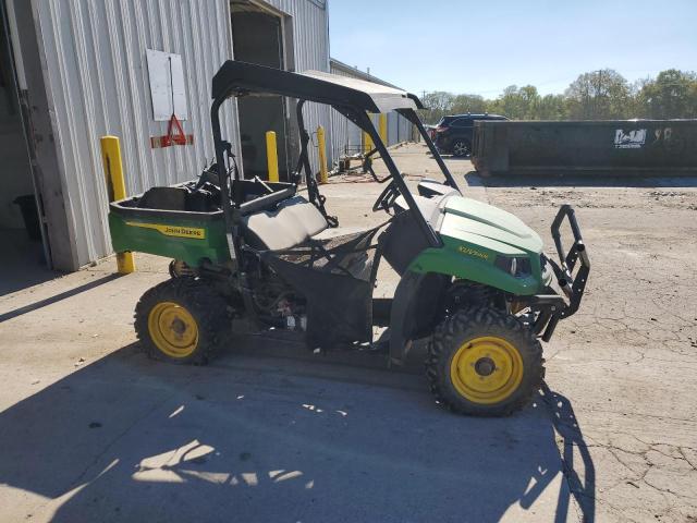 JOHN DEERE XUV590E