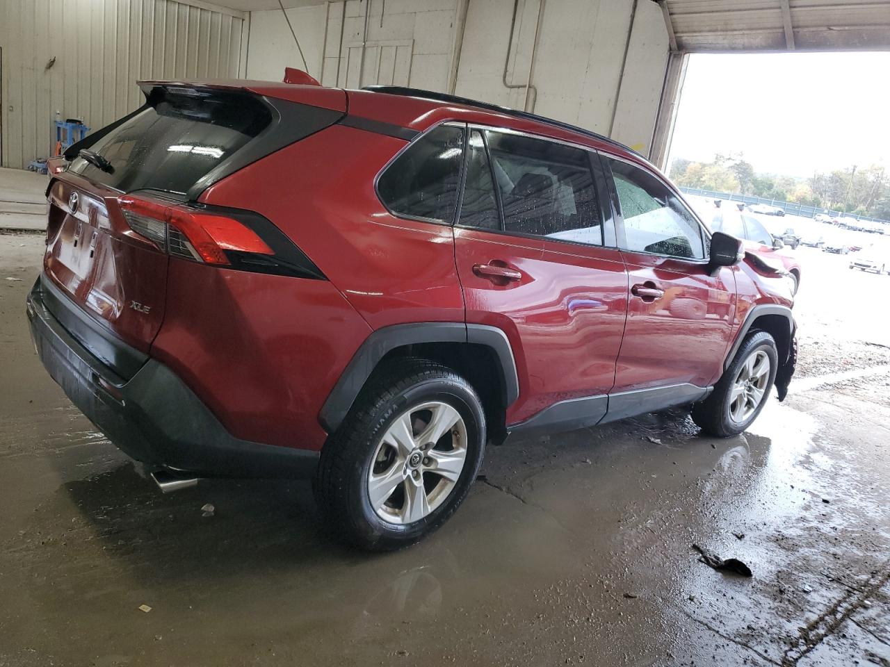 TOYOTA RAV4 XLE