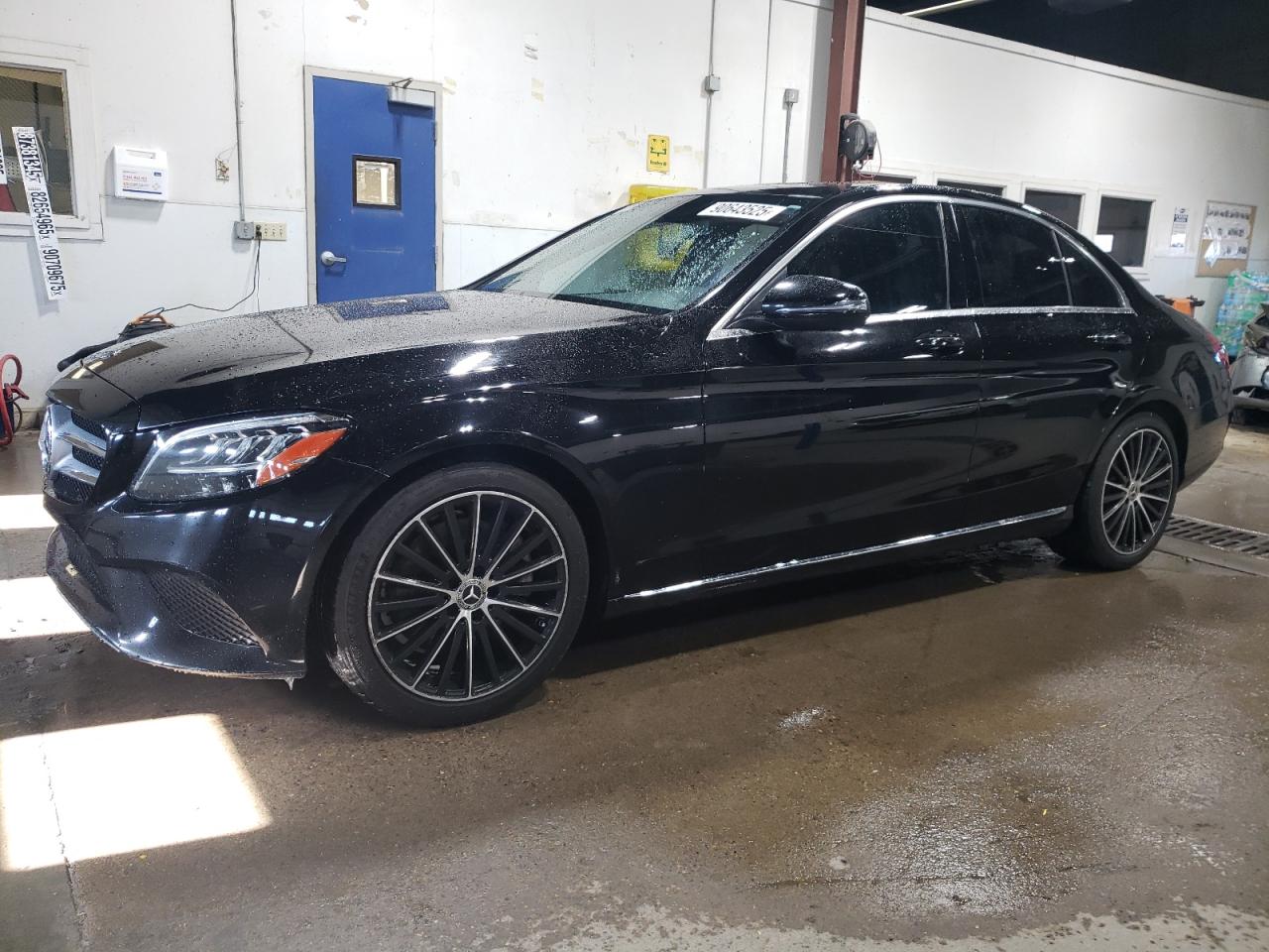 MERCEDES-BENZ C-CLASS 300