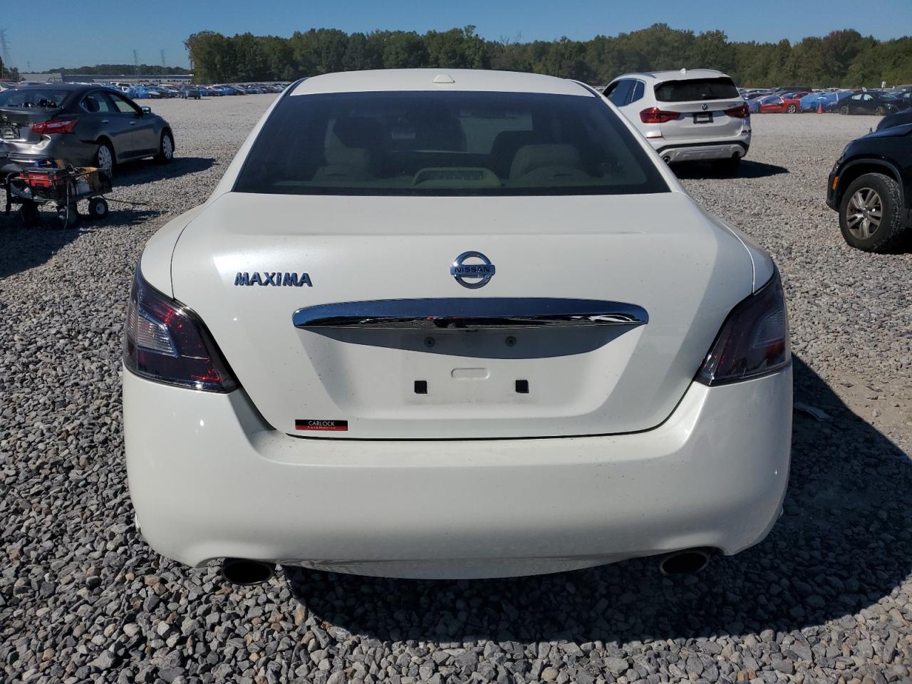 NISSAN MAXIMA S
